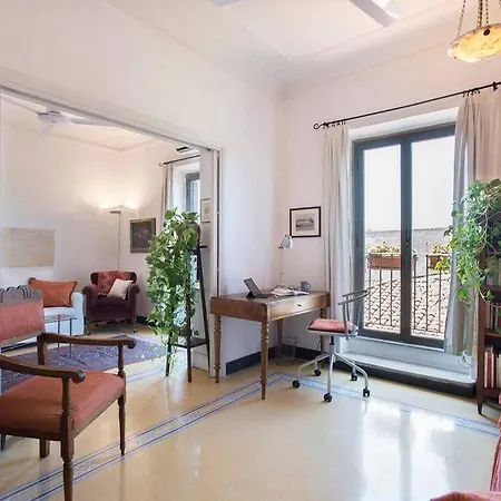 The Family In Monti Apartment